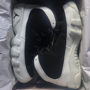Jordan9 Retro Bg